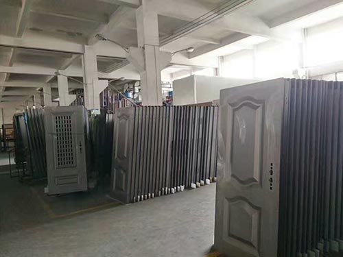 聚氨酯發(fā)泡填充防盜門(mén) 高壓機(jī)器(圖1) 聚氨酯發(fā)泡填充防盜門(mén)案例
